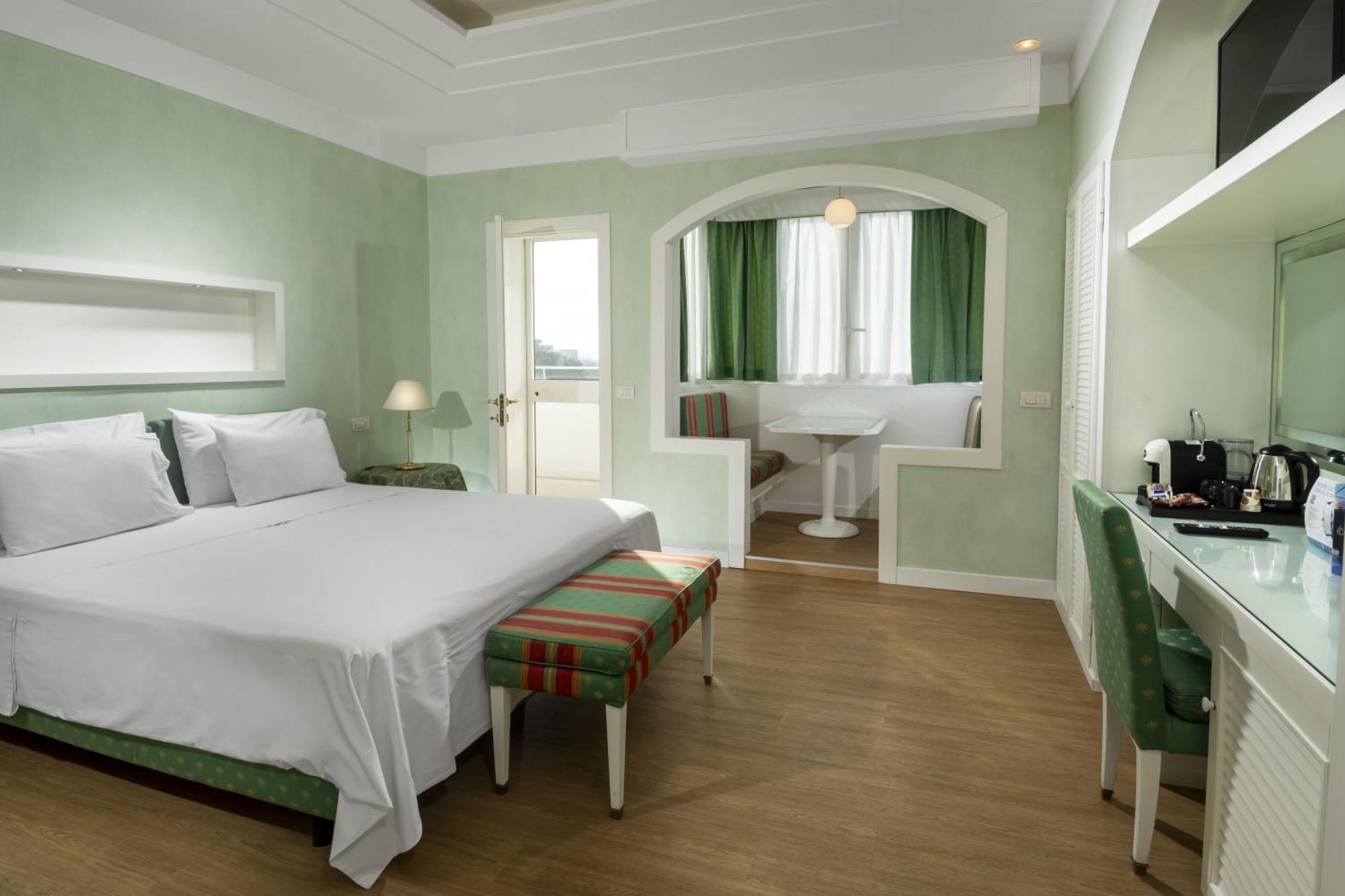 Hotel Estense ガッテーオ・ア・マーレ エクステリア 写真